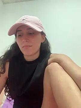 Snapshot of LatinDoll8 chatting on 9, 6, 2026 LatinDoll8 online show from 9, 6, 2026