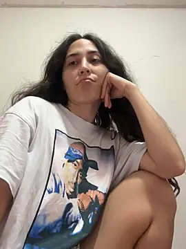 Snapshot of LatinDoll8 chatting on 19, 7, 2026 LatinDoll8 online show from 19, 7, 2026