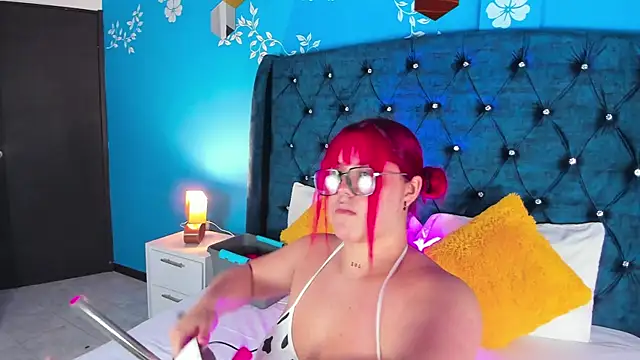 Snapshot of Issa_Clark01 chatting on 6, 2, 2026 Issa Clark01 online show from 6, 2, 2026