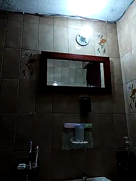 L hotcream online show from 29, 3, 2026