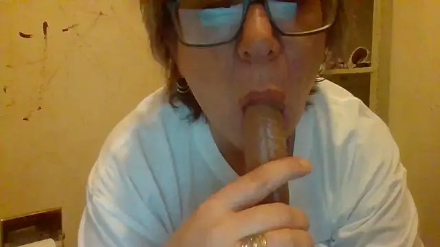 becky1111 online show from 9, 6, 2026