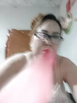 Snapshot of cuncon7700 chatting on 7, 1, 2026 cuncon7700 online show from 7, 1, 2026