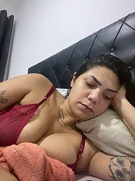 Snapshot of Nini_ chatting on 21, 4, 2026 Nini online show from 21, 4, 2026