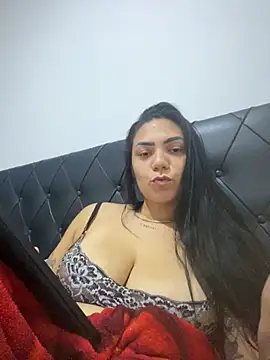 Snapshot of Nini_ chatting on 26, 4, 2026 Nini online show from 26, 4, 2026