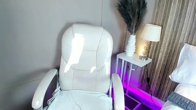 Snapshot of FiorelaSton chatting on 1, 3, 2026 FiorelaSton online show from 1, 3, 2026