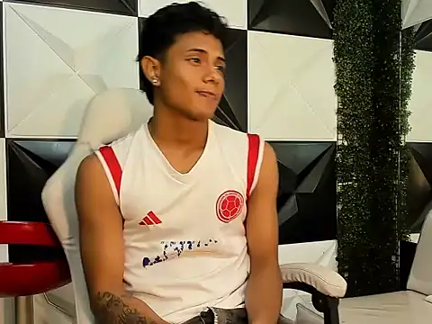 Snapshot of andrew_myersx chatting on 10, 1, 2026 andrew myersx online show from 10, 1, 2026