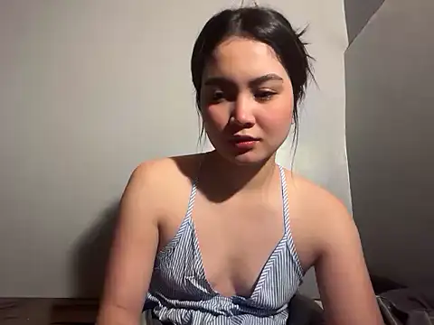 Snapshot of Nanalicious_69 chatting on 25, 4, 2026 Nanalicious 69 online show from 25, 4, 2026