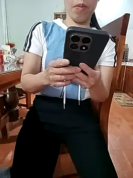 Sweet-Berryy online show from 9, 3, 2026