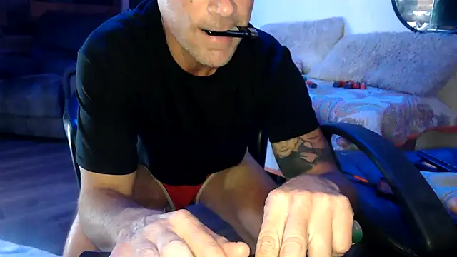Snapshot of MISTERANDDEMI chatting on 12, 7, 2026 MISTERANDDEMI online show from 12, 7, 2026