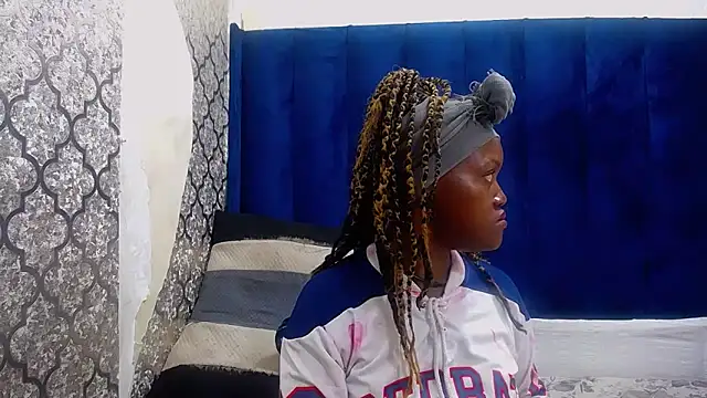 DarkBeauty33 online show from 15, 1, 2026