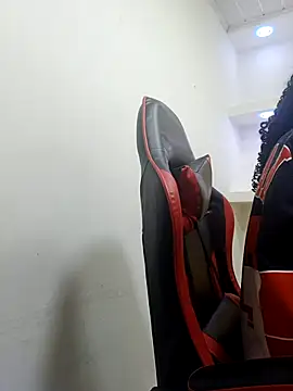 dolly boob online show from 12, 2, 2026