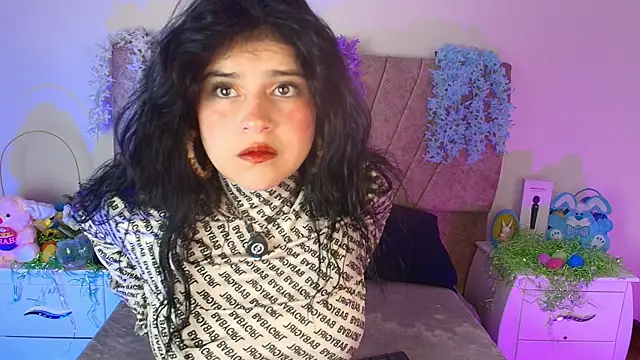 hannaa cute online show from 15, 4, 2026