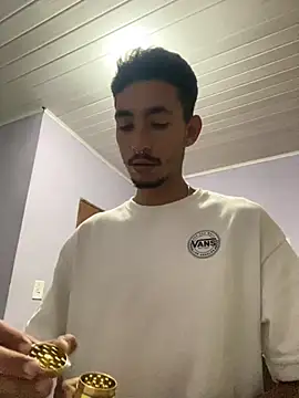 Snapshot of GuioficialBr chatting on 9, 2, 2026 GuioficialBr online show from 9, 2, 2026