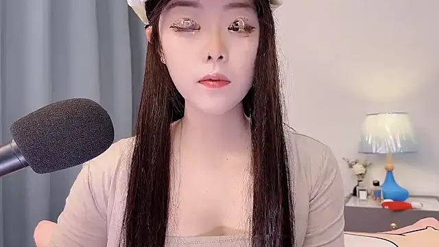 smalldaisy online show from 17, 4, 2026