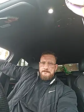 Snapshot of BigDhornyboi2026 chatting on 22, 12, 2025 BigDhornyboi2026 online show from 22, 12, 2025