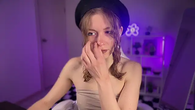 KellySunn online show from 19, 4, 2026