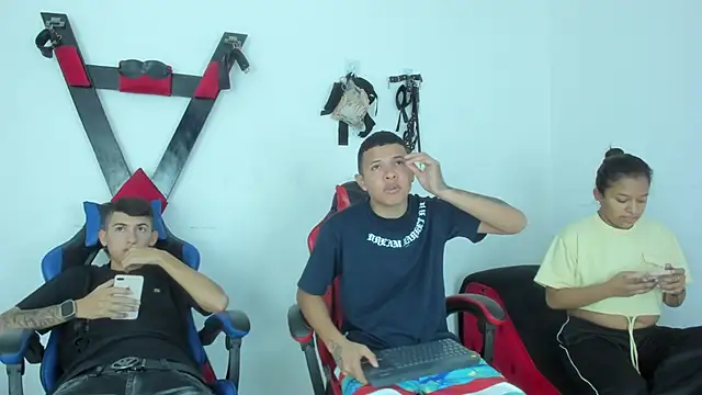 Three Ways to Love online show from 9, 1, 2026