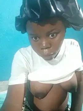 Snapshot of JuicyBerrie chatting on 14, 1, 2026 JuicyBerrie online show from 14, 1, 2026