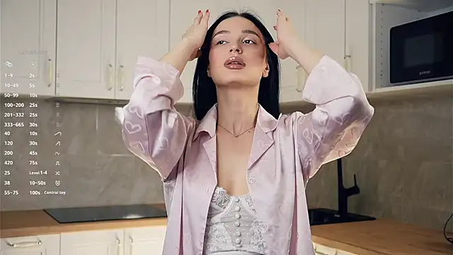 Snapshot of TyraEspina chatting on 12, 1, 2026 TyraEspina online show from 12, 1, 2026