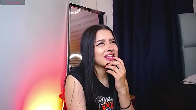 Emilyy05  online show from 26, 3, 2026