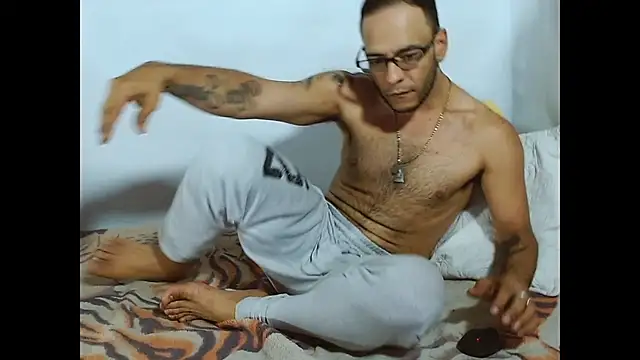 Alphamaster 92 online show from 8, 3, 2026