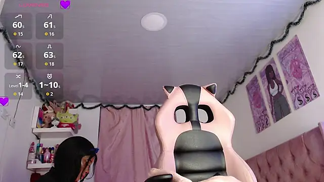 Snapshot of violett_brown9 chatting on 5, 7, 2026 violett brown9 online show from 5, 7, 2026
