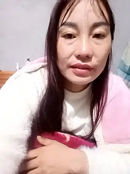 Snapshot of boiboi001 chatting on 8, 1, 2026 boiboi001 online show from 8, 1, 2026