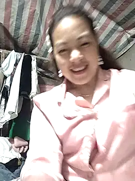 Snapshot of Lucky_cutee chatting on 20, 2, 2026 Lucky cutee online show from 20, 2, 2026