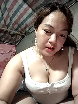 Snapshot of Lucky_cutee chatting on 25, 2, 2026 Lucky cutee online show from 25, 2, 2026