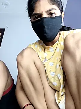 Snapshot of Curvy_Kavya chatting on 8, 3, 2026 Curvy Kavya online show from 8, 3, 2026