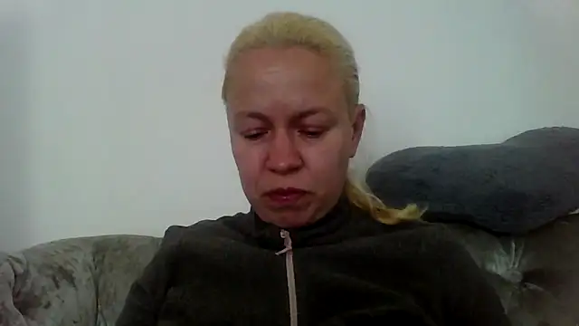 Snapshot of jennyblondeuk chatting on 8, 4, 2026 jennyblondeuk online show from 8, 4, 2026