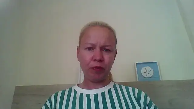 Snapshot of jennyblondeuk chatting on 23, 4, 2026 jennyblondeuk online show from 23, 4, 2026