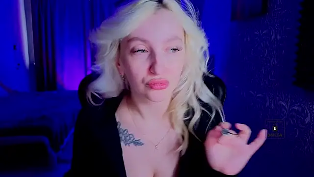 Eva Vibe  online show from 5, 6, 2026