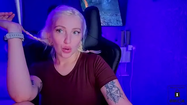 Eva Vibe  online show from 8, 8, 2026
