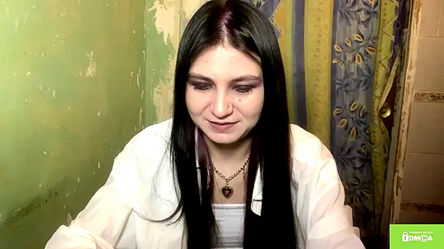 EstherKiester online show from 5, 1, 2026