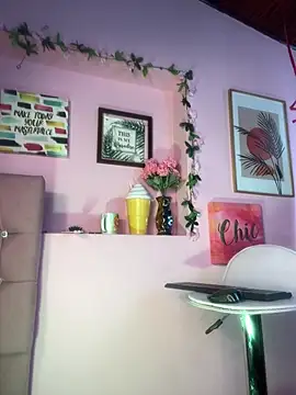  zoe bakerr online show from 18, 2, 2026