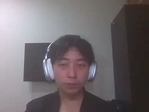 Snapshot of AJIJI1010 chatting on 22, 12, 2025 AJIJI1010 online show from 22, 12, 2025