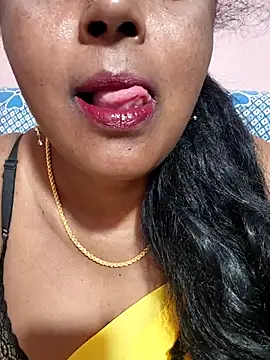 Snapshot of siri_tamiltelugu chatting on 23, 2, 2026 siri tamiltelugu online show from 23, 2, 2026