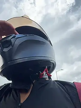 Ema Rose  online show from 18, 2, 2026