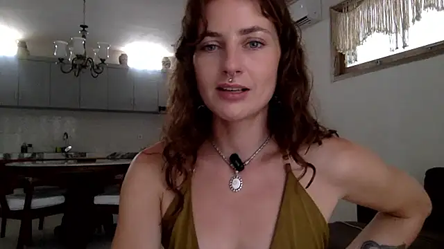 Snapshot of miamiamuse chatting on 9, 1, 2026 miamiamuse online show from 9, 1, 2026