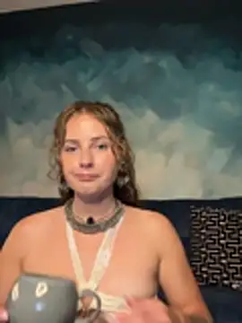 Snapshot of miamiamuse chatting on 4, 6, 2026 miamiamuse online show from 4, 6, 2026