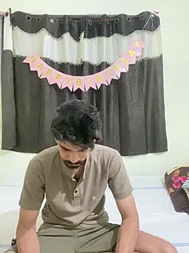 Snapshot of Jennifferrose chatting on 15, 1, 2026 Jennifferrose online show from 15, 1, 2026