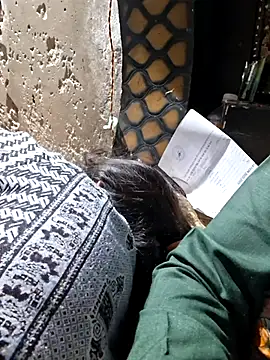 Snapshot of Radhacpl9528 chatting on 18, 2, 2026 Radhacpl9528 online show from 18, 2, 2026