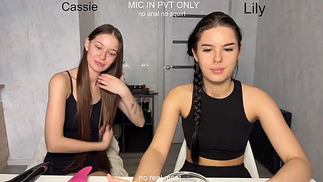 Snapshot of girls_secrets chatting on 9, 2, 2026 girls secrets online show from 9, 2, 2026