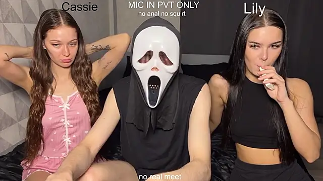 Snapshot of girls_secrets chatting on 22, 2, 2026 girls secrets online show from 22, 2, 2026