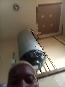 Snapshot of goldenstrips295 chatting on 10, 1, 2026 goldenstrips295 online show from 10, 1, 2026