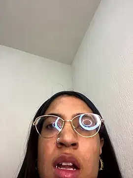 Snapshot of ValentinaEvanz chatting on 13, 1, 2026 ValentinaEvanz online show from 13, 1, 2026