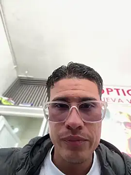 Latin Paisa Boy online show from 11, 3, 2026