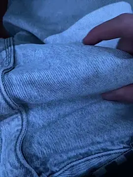 LittleGuy 2007 online show from 4, 4, 2026