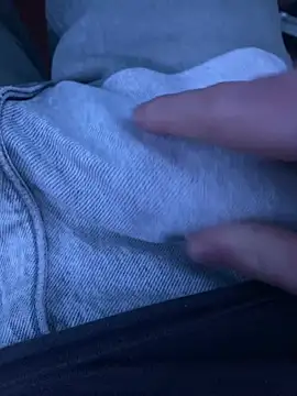 LittleGuy 2007 online show from 15, 4, 2026